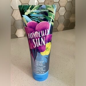 Bath and Body Works - Honolulu Sun